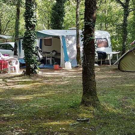 Hotel Camping Au Bois Dormant Chauffour-sur-Vell Exterior foto