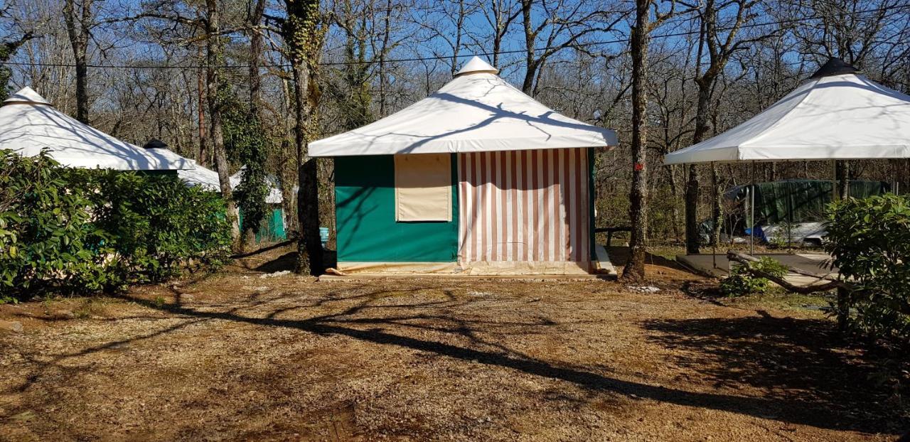 Camping Au Bois Dormant 3*