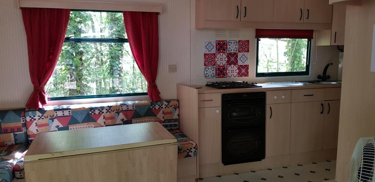 Camping Au Bois Dormant Chauffour-sur-Vell